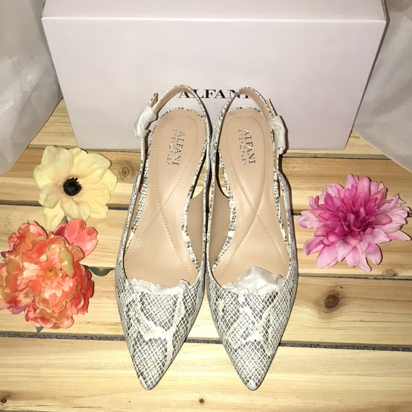 Alfani Shoes - Alfani Babbsy Pointed Toe Slingback Pumps